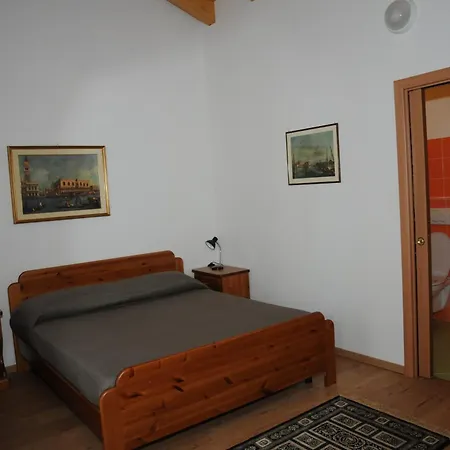 Πανσιόν Dormire Caldi *